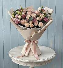 Букет цветов из:  Розы и Лизиантусы в Щёлково