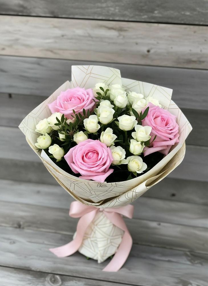 Букет цветов из: Розы в Щёлково