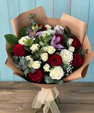 Букет цветов из:  Розы и Альстромерии в Щёлково