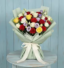 Букет цветов из:  Розы в Щёлково