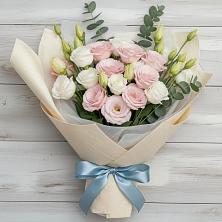 Букет цветов из:  Лизиантусы в Щёлково