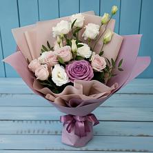 Букет цветов из:  Розы и Лизиантусы в Щёлково