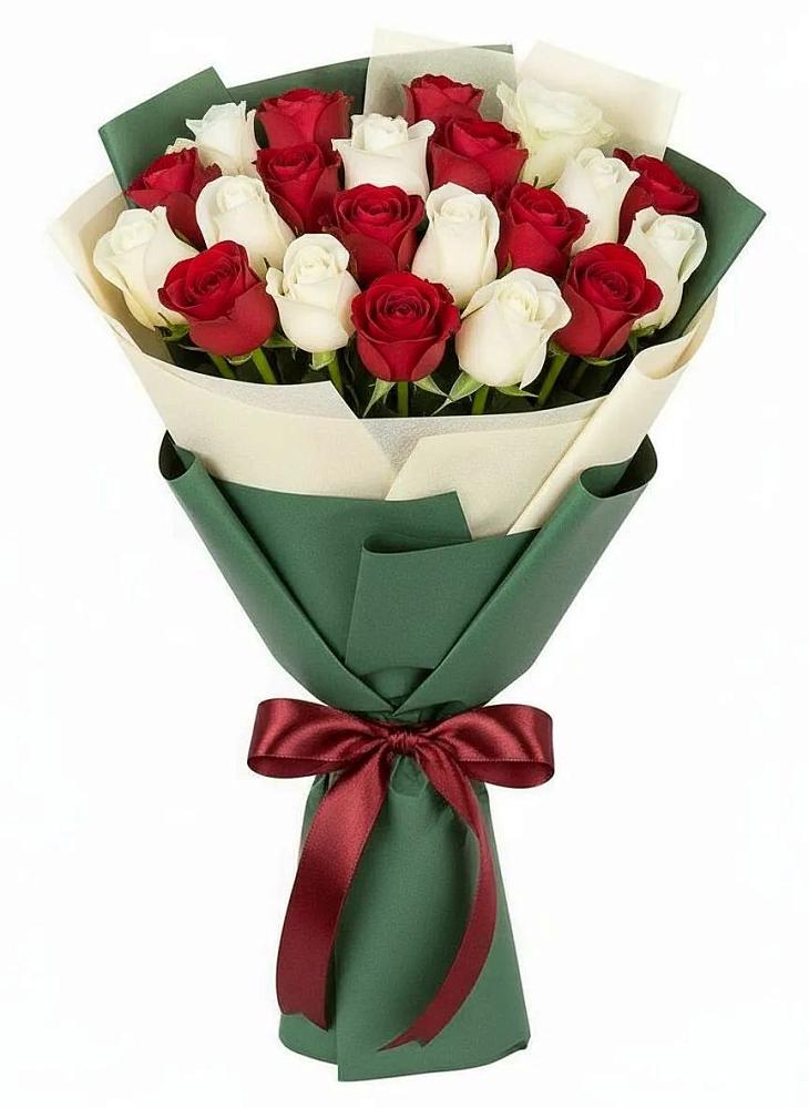 Букет Микс из красных и белых роз в Щёлково