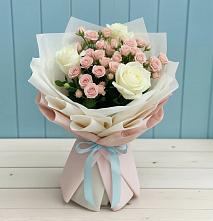 Букет цветов из:  Розы в Щёлково