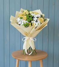 Букет цветов из:  Хризантемы и Розы в Щёлково