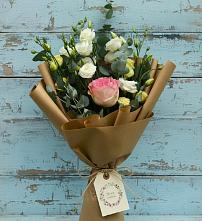 Букет цветов из:  Розы и Лизиантусы в Щёлково