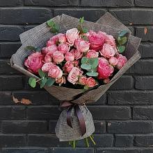 Букет цветов из:  Розы в Щёлково